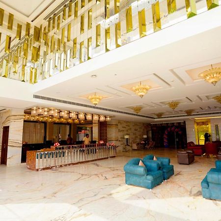Kay-Em Spectra Hotel Ченнаи Экстерьер фото